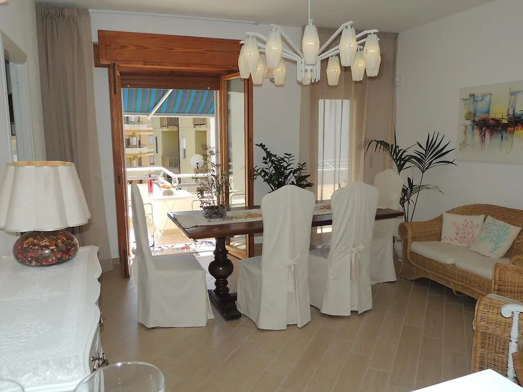 Bed & Breakfast Camera Con Vista Oristano Italy