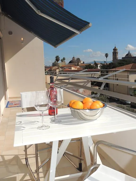 Camera Con Vista Oristano Bed & Breakfast